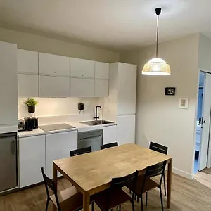 St Germain Beauvoir Chicsuites , Paris France